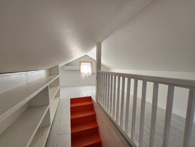 Photo - 235 Irvine St Unit Main