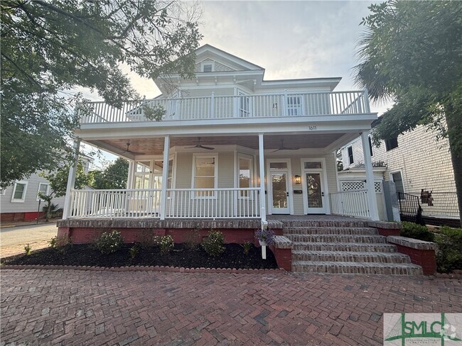 Building Photo - 1611 Abercorn St Rental