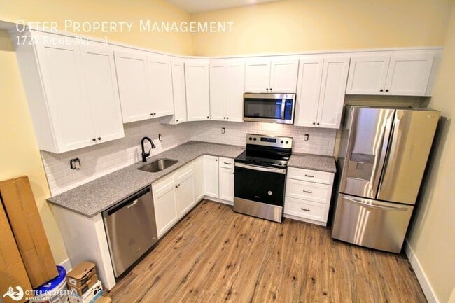 Photo - 1728 Ridge Ave Unidad 1