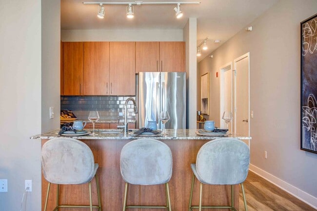 Photo - 539 N State St Unit 3001