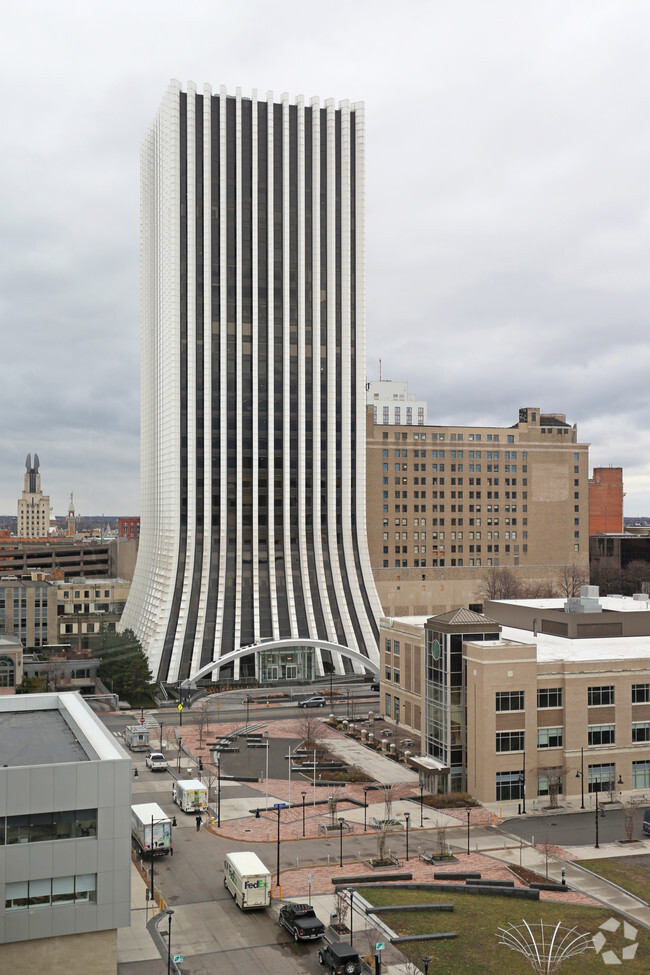 Building Photo - The Metropolitan Rental