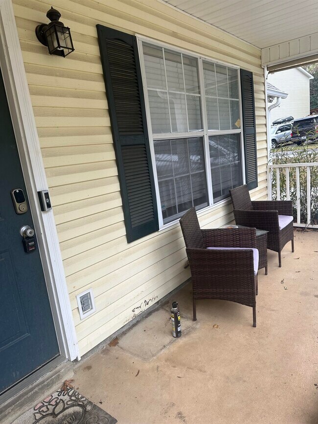 Photo - 3140 Camelliawood Cir W