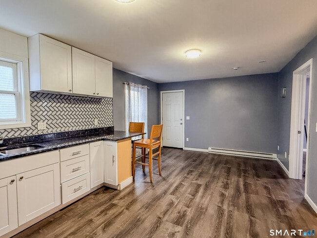 Photo - 51 River St Unit 1