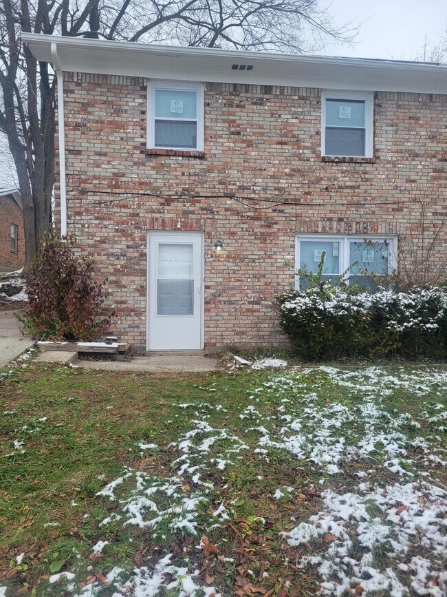 Building Photo - 413 Chapman Ct