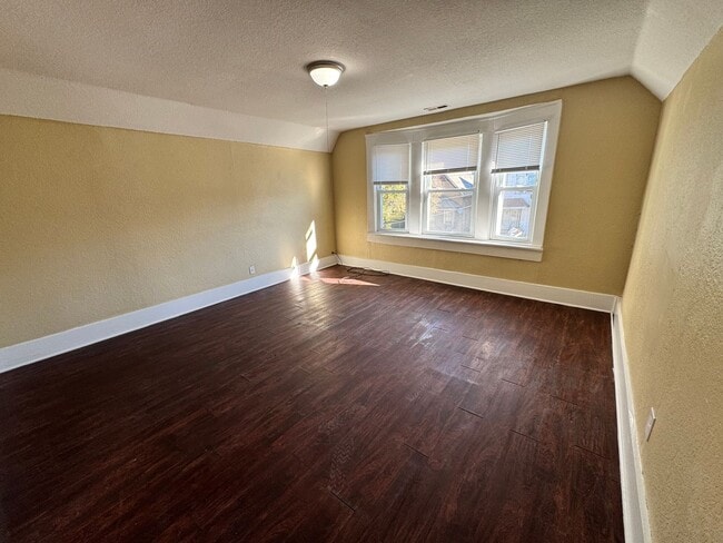 Photo - 2807 Chestnut St Unit 2