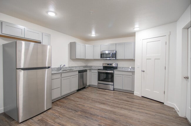 Photo - Village On Greenway in El Mirage