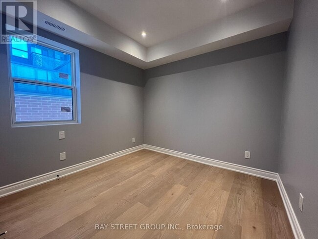 Photo - 2386 Lake Shore Blvd W Unité 203