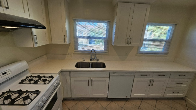 Photo - 7240 Woodman Ave Apartment Unit 7