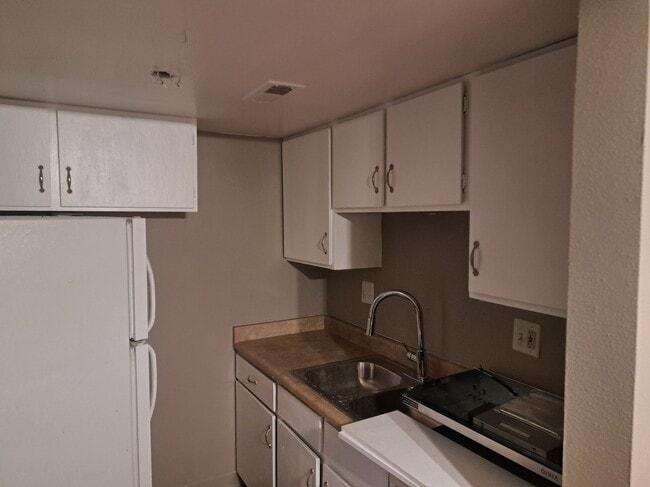Building Photo - 9220 E Girard Ave Unit 12 Rental