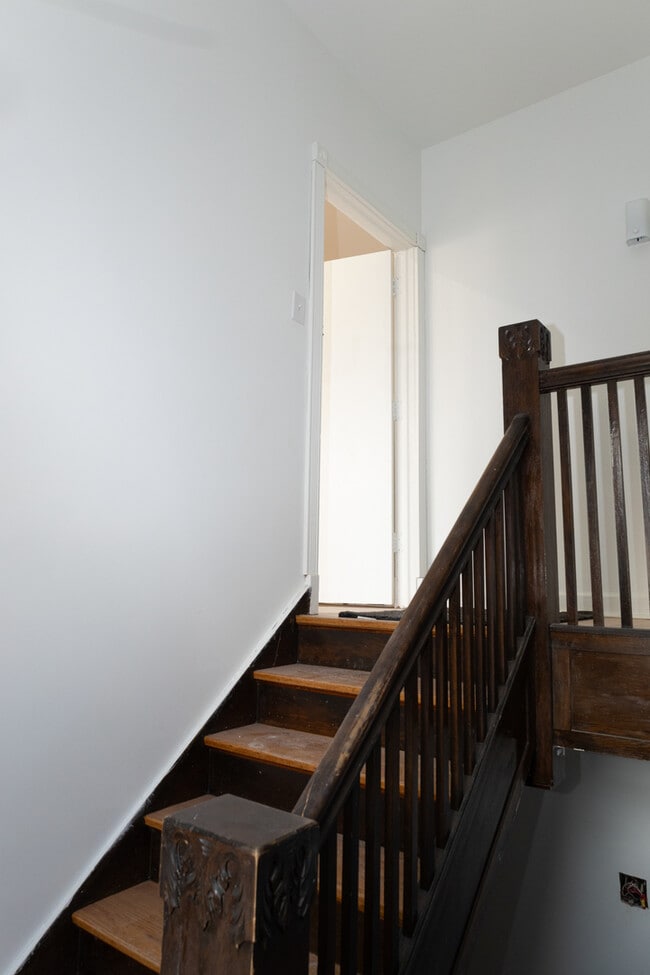 Photo - 2016 N Kilbourn Ave Unit 2