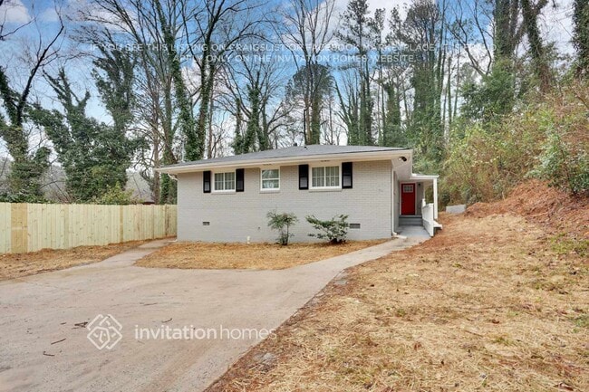 Building Photo - 992 Washington Rd Rental