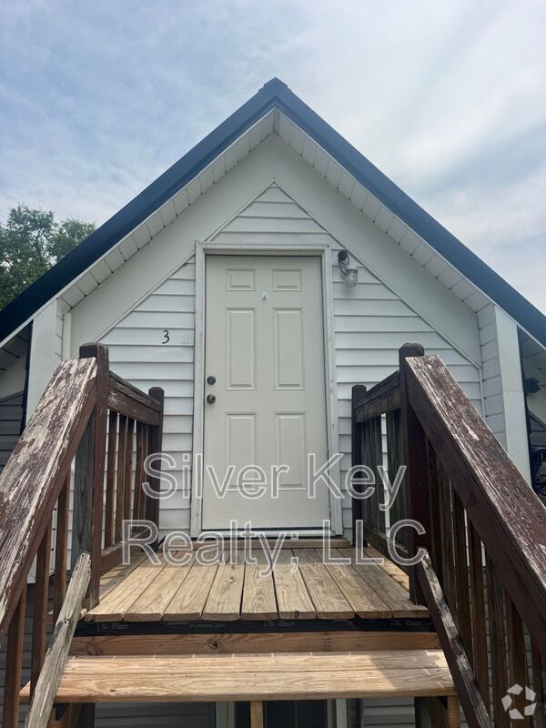 Building Photo - 706 Washington Ave Rental