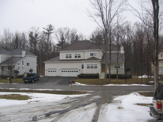 Photo - 10 Sanctuary Dr