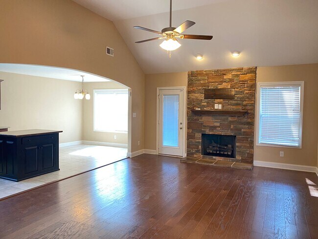 1949 Jackie Lorraine Drive