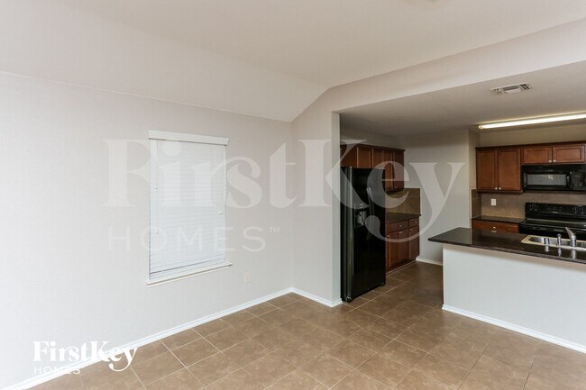 Photo - 1221 Koto Wood Dr