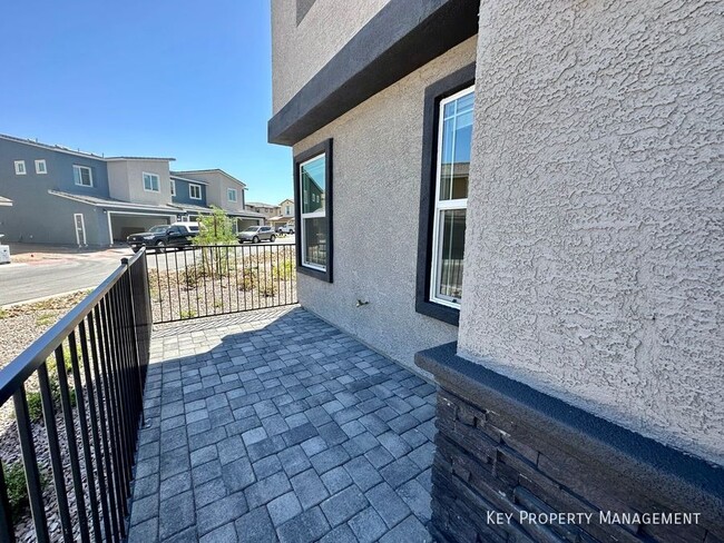Photo - 1124 Meadow Sparrow Pl