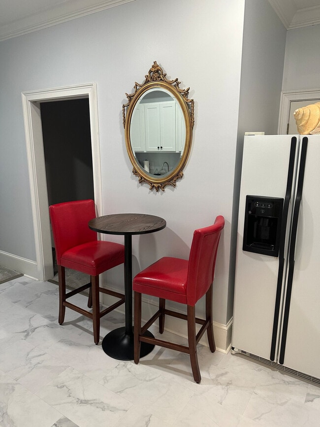 Photo - 805 1/2 Front Street-SI ID1539454P Unit SI ID1539454P