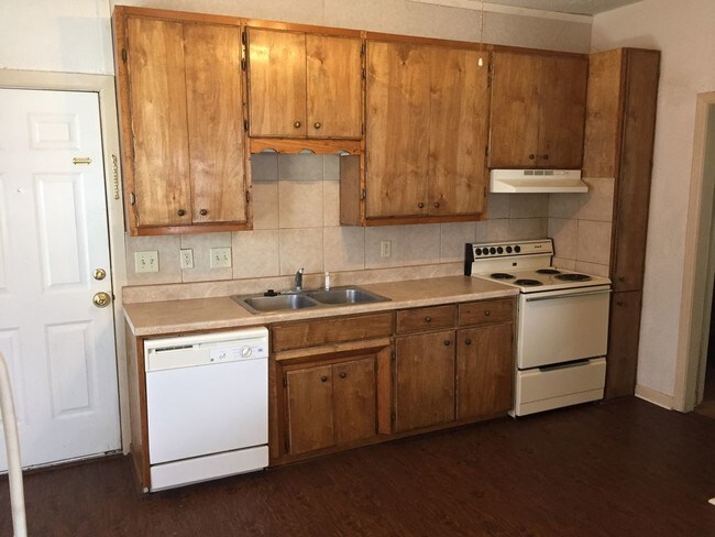 Photo - 3304 Garfield St