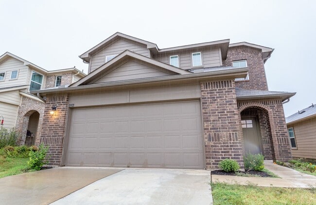 Photo - Beautiful 3 Bed / 2.5 Bath Home with High ...