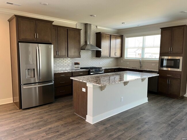 Photo - 6956 Barlow Ct