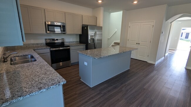 Photo - 130 Freesia Dr