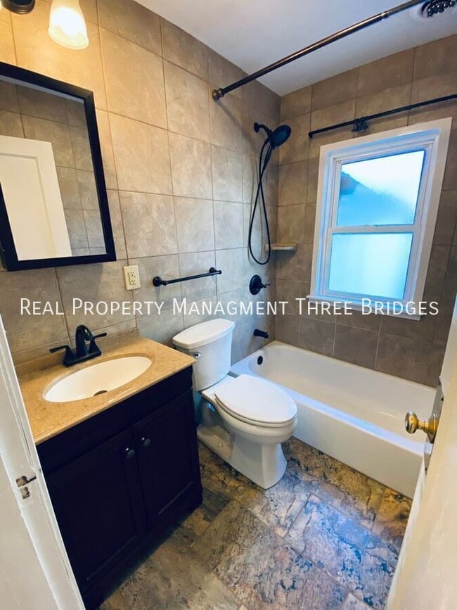 Photo - 7061 Pernod Ave