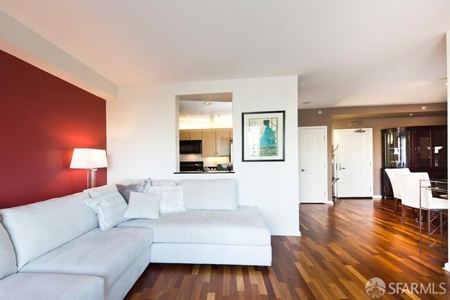 Photo - 140 Van Ness Ave