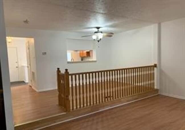 Photo - Very well maintained 3 bedroom 2 full 2 ha...