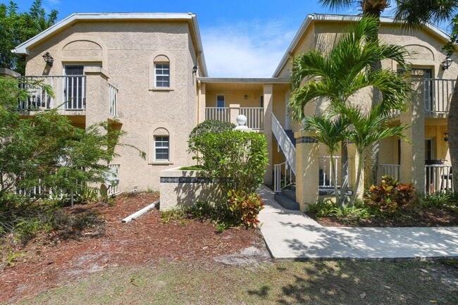 Building Photo - 1604 SE Green Acres Cir Unit T101 Rental