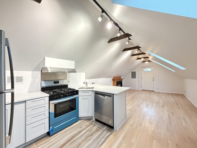 Photo - 1401 N Bosworth Ave Unidad 4