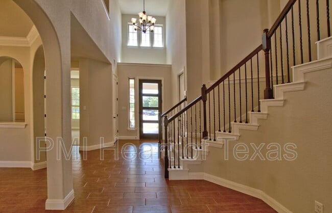 Photo - 1703 Elkins Ln