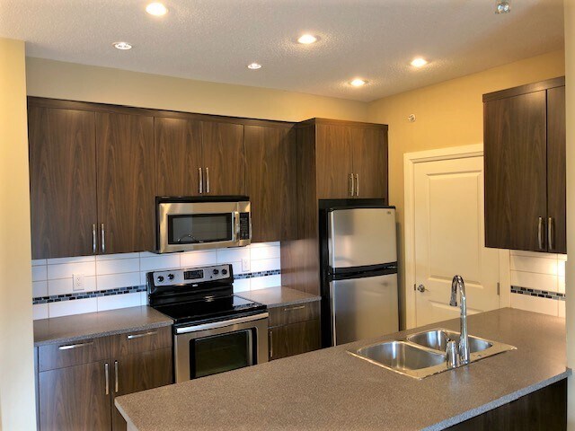 Building Photo - 45585-45585 Keith Wilson Rd