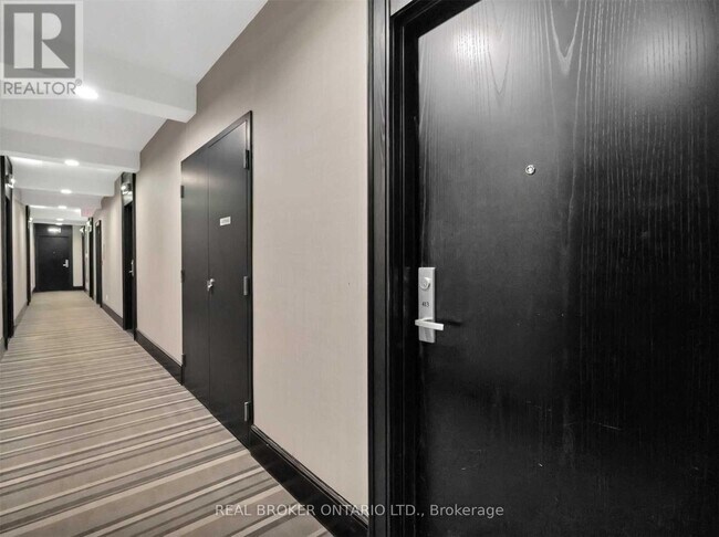 Photo - 438 King St W Unit 413