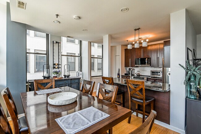 Photo - 780 S Federal St