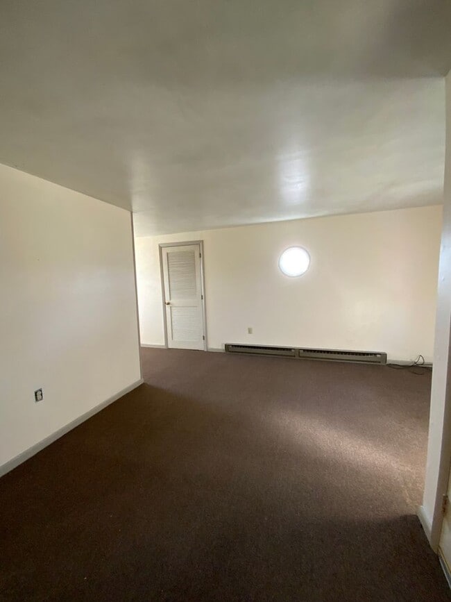 Photo - 114 Millersville Rd