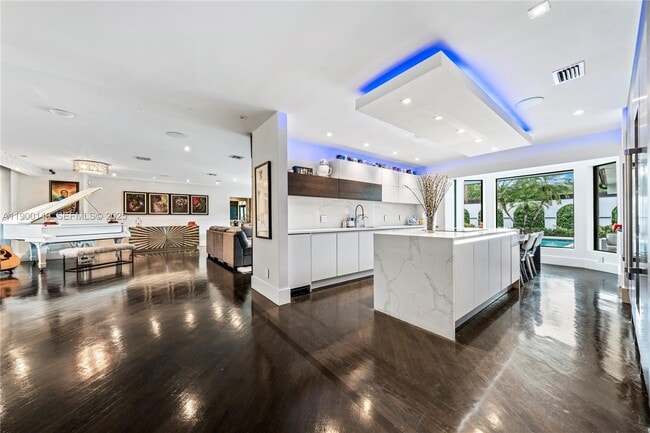 Photo - 5820 Palm Tree Rd