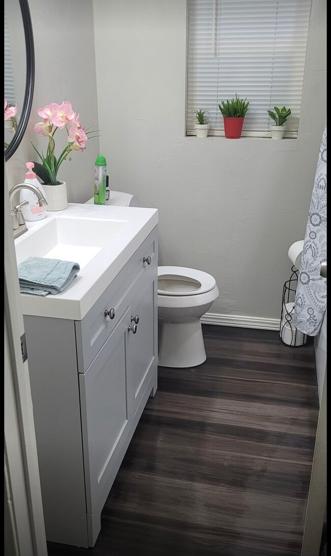 Photo - 801 Hickory St