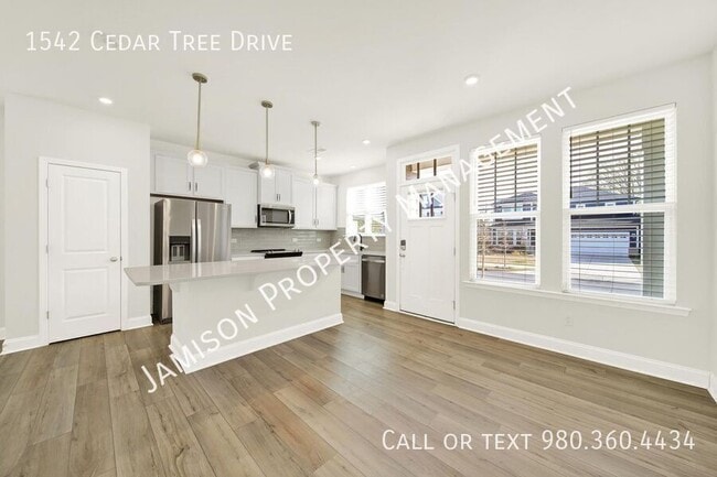 Photo - 1542 Cedar Tree Dr