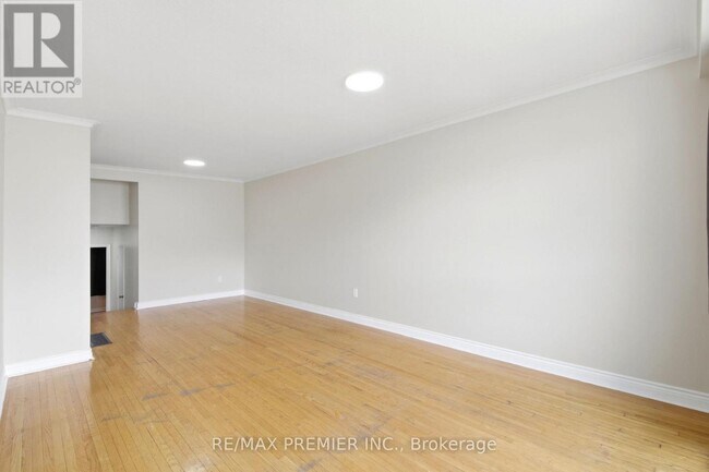 Photo - 55 Plunkett Rd