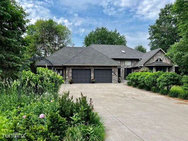 4 br, 2 bath House - 6301 i 160th Lane NW - 4 br, 2 bath House - 6301 i 160th Lane NW