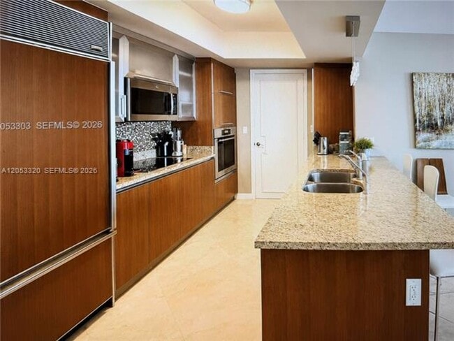 Photo - 17201 Collins Ave