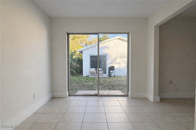 Photo - 4265 Desoto Ave