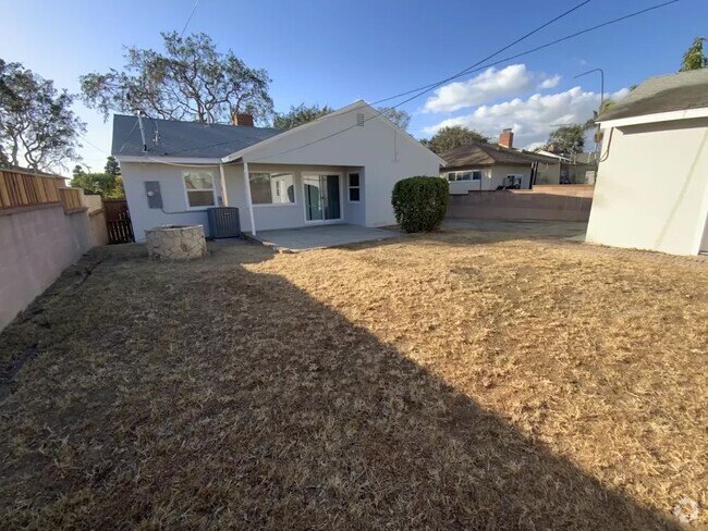 Building Photo - 10922 Atkinson Ave Rental