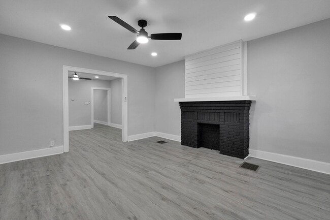 Photo - 1867-1869 Cleveland Ave Unit 1867