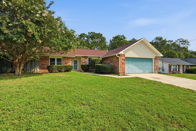 Building Photo - 1243 Jefferyscot Dr