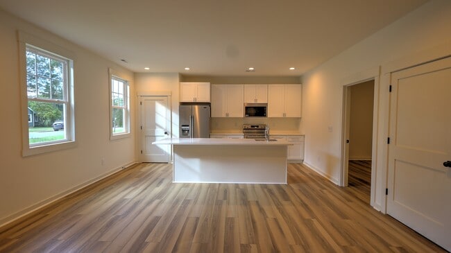 Photo - 345 W Stewart Ave