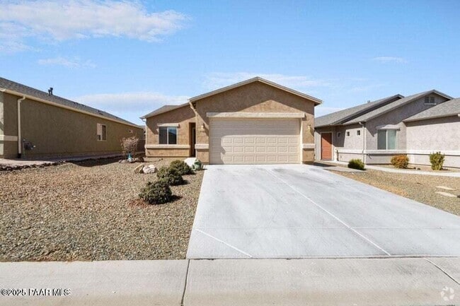 Building Photo - 5862 N Thornberry Dr Rental