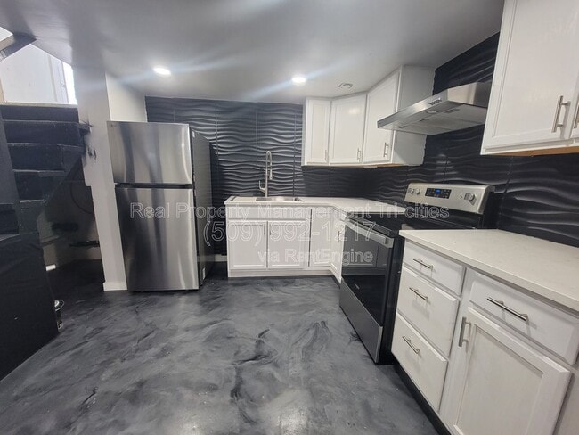 Photo - 400/402 Barth Ave Unidad 402b