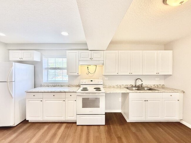 Photo - 425 F St Unit 2