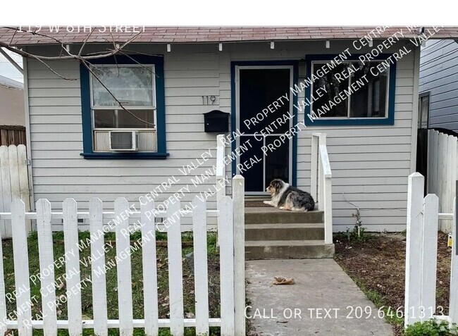 Building Photo - Coming Soon Tracy Cozy 1 Bedroom 1 Bath Ho... Rental